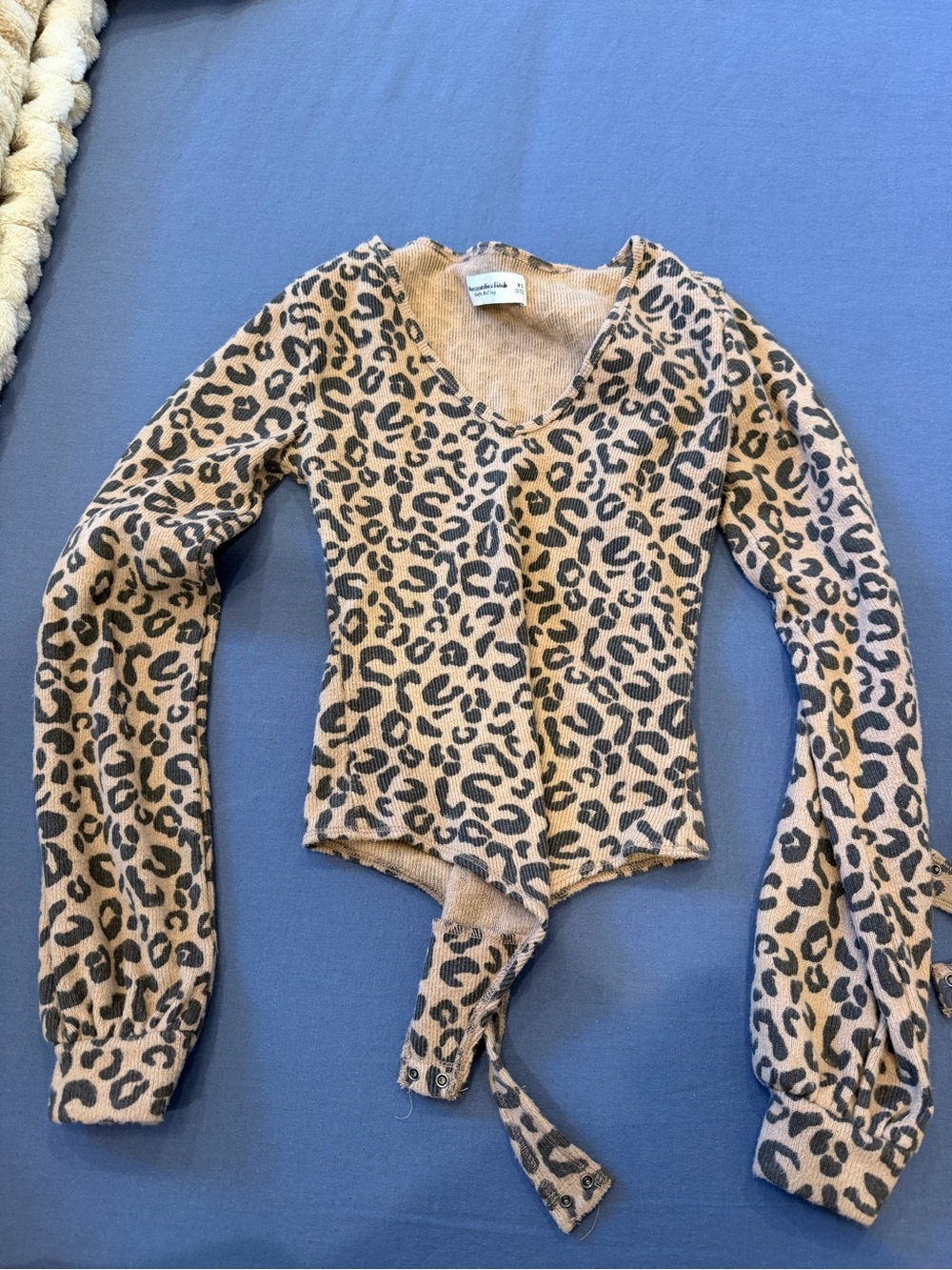 Abercrombie & Fitch Leopard Tie-Front V-Neck Bodysuit - Tan & Black